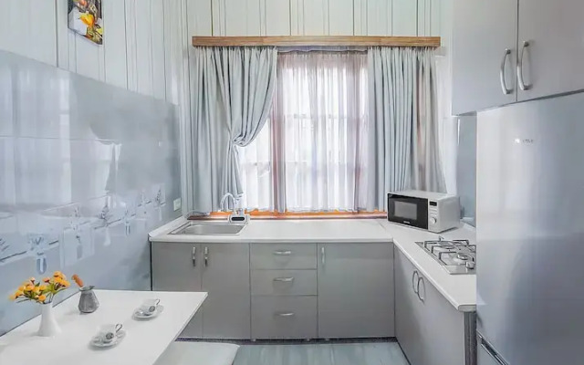 H&B apartments Qolga