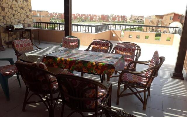 Marina Wadi Degla Villa Duplex 4 Bedrooms