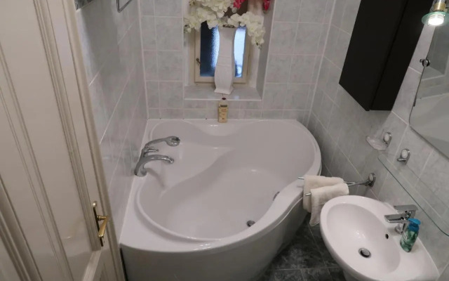 Apartment Themis