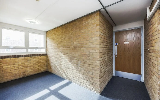 Vibrant Rooms NOTTINGHAM - SK