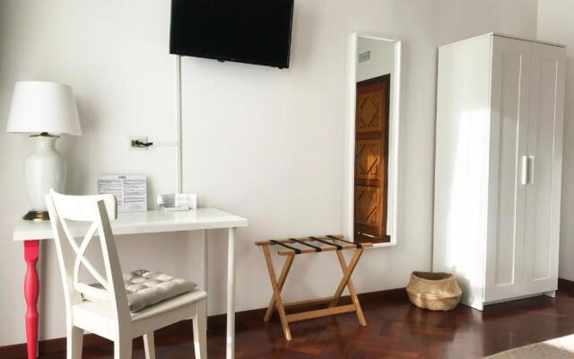 Laurus Sicilian Holiday