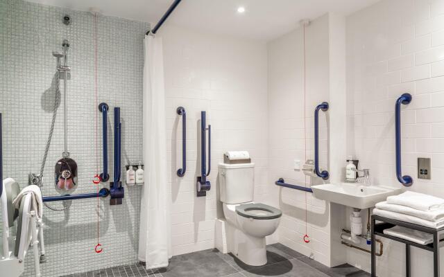 Holiday Inn Dublin Airport