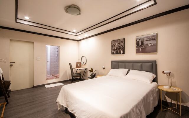 3 Br/ 300 Sqm/siam&platinum /wifi/hbo Go/ Netflix