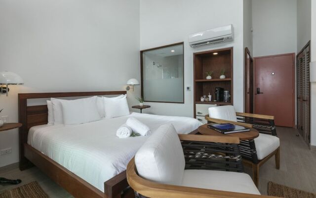 Wharfside Village Hotel