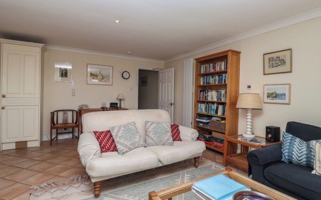 6 Burgh Island
