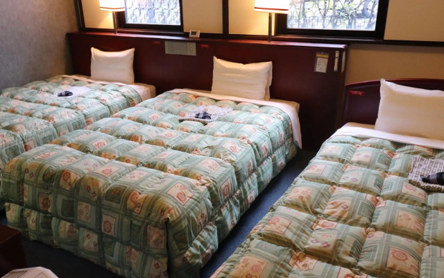Tokyo Inn