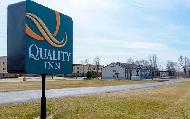 Quality Inn Mishawaka near Notre Dame