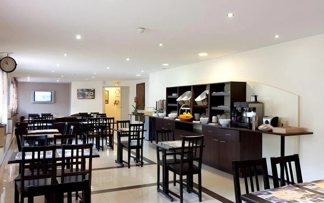 Hôtel Orly Superior