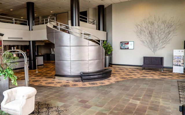 Quality Inn & Suites Orland Park - Chicago