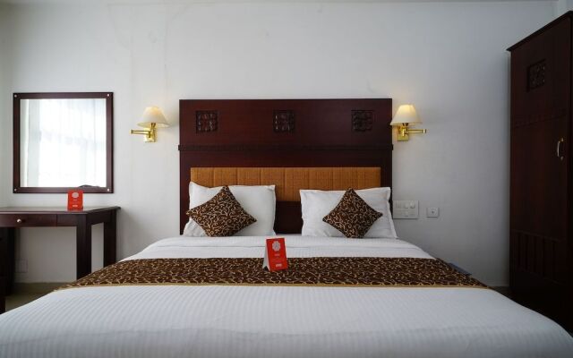 OYO 10637 Hotel Chandana Residency