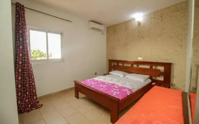 Oasis Hotel