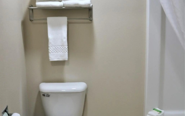 Rock Island Inn & Suites