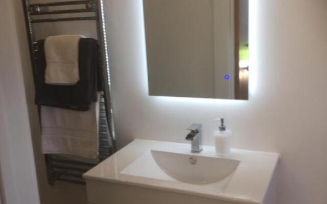 Windsor Studio South-5 mins from Legoland