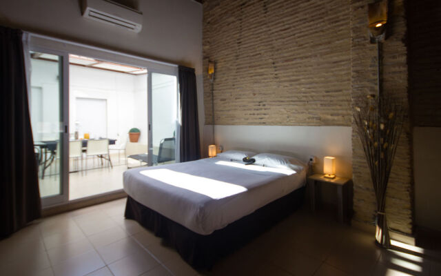 Suites Boutique Jardines del Montornés