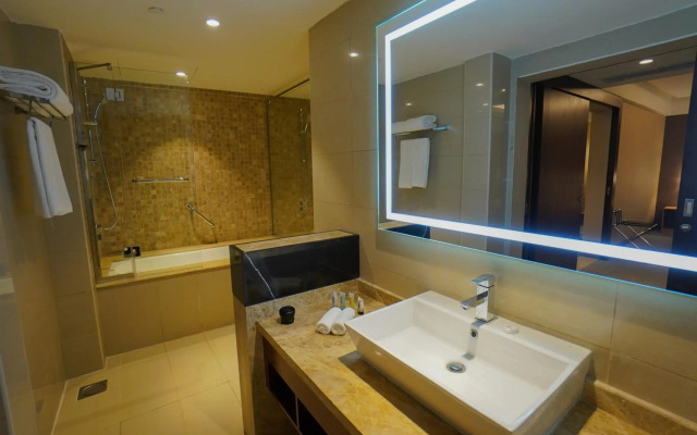 The Grand Lux Hotel