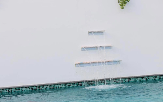 Dioni Boutique Hotel