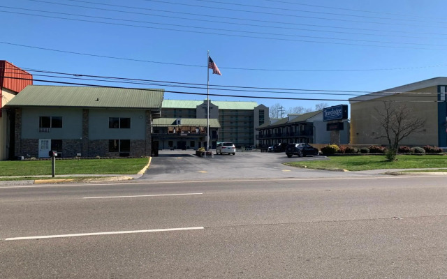 Pigeon Forge Parkway Inn