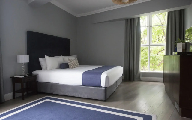 Seabreeze Hotel