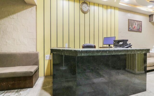 Oyo 26140 Hotel Vashistha