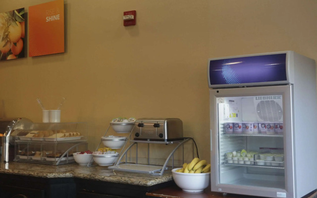 Comfort Inn & Suites Burnet