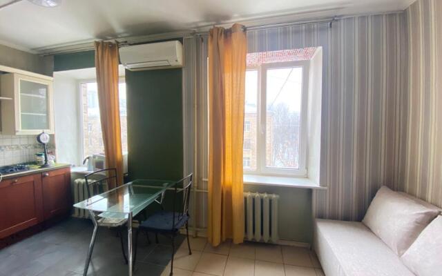 Apartments on the 3rd Pryadilnaya street 15