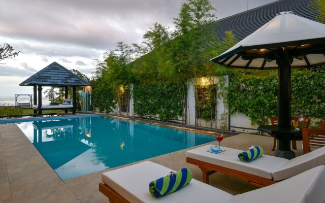 Villa Lovina Beach 2