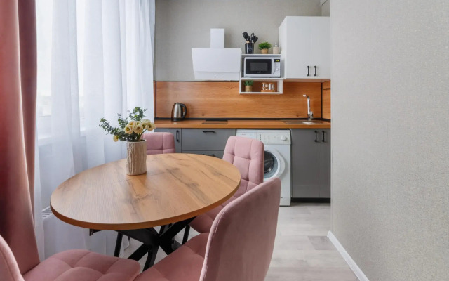 ApartLux on Kirovogradskaya