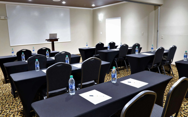 Super 8 by Wyndham High Point/Greensboro