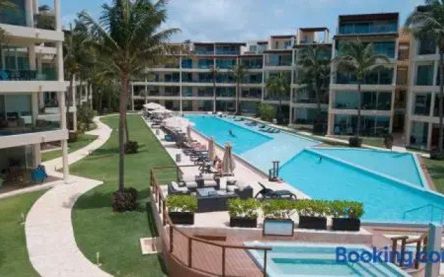 EL208 Elements Condos