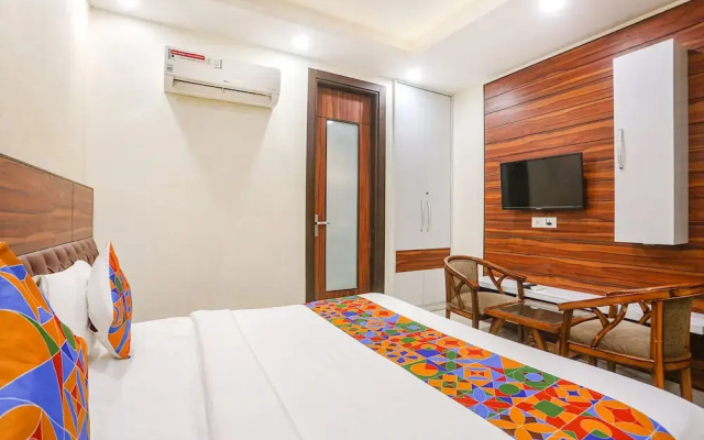Fabhotel Gold Inn