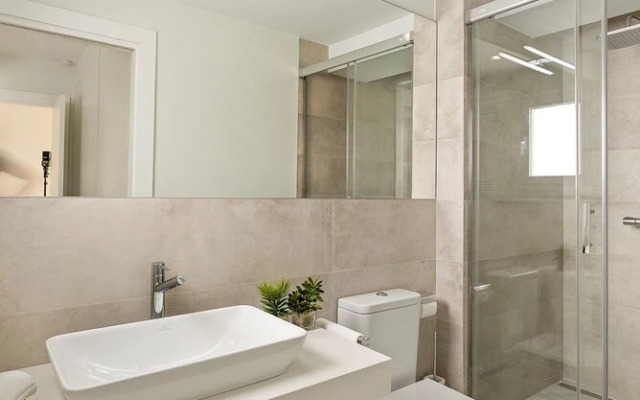 Genteel Home Velarde II