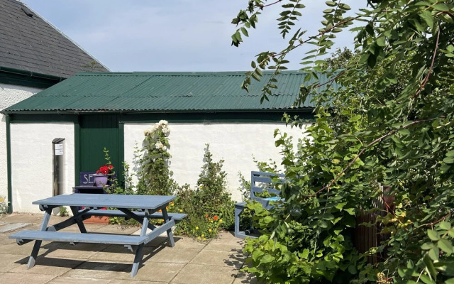 Altonsyde House