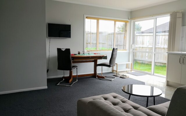 Comfy & Modern Guest House