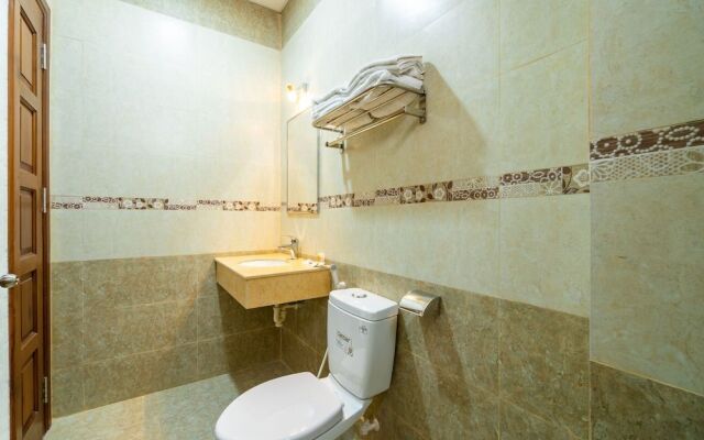 Oyo 358 Trung Nui Hotel