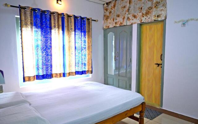 Giridarshini Homestay - Pool, Falls, Home Food & Estate