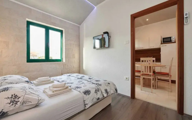 Apartments Vujina