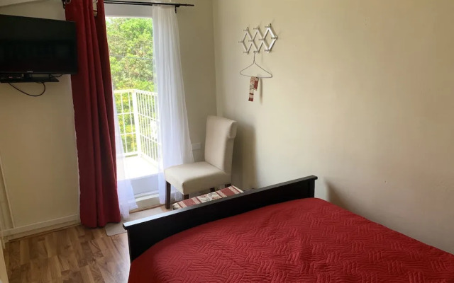 Eve's Residence