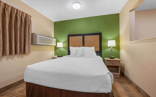 Extended Stay America Detroit Warren