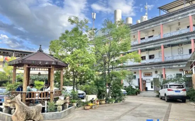 Xiaolazhe Hotel