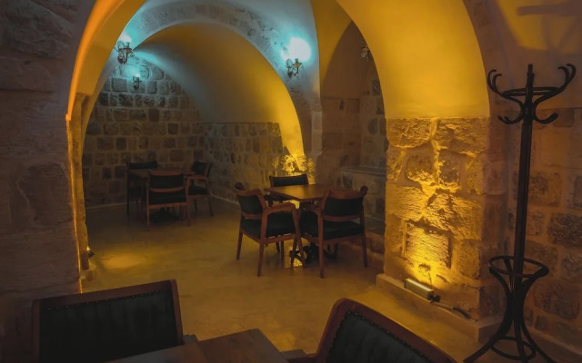 Kasr-i Divan Hotel