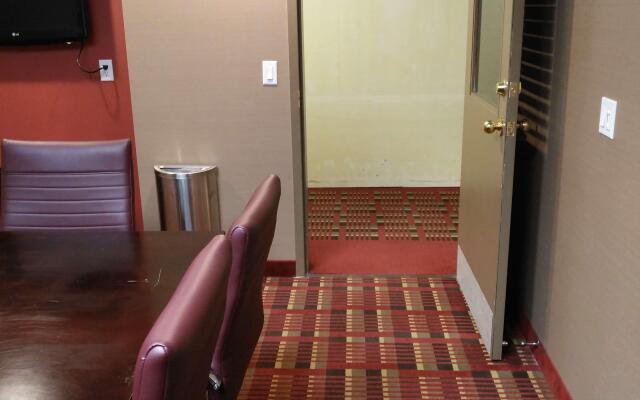 Best Western Plus Red Deer Inn & Suites