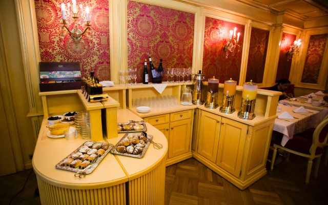 Luxury Family Hotel Royal Palace