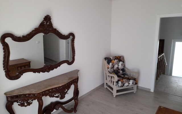 Hall 92