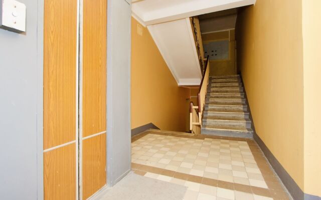 LUXKV Apartment on Smolenskaya