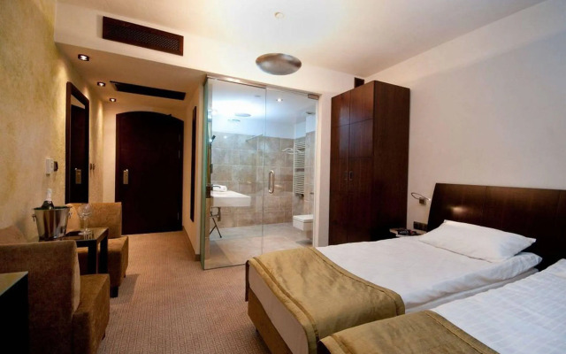 Hotel Remes