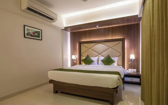 Hotel Laxvas- The Business Hotel