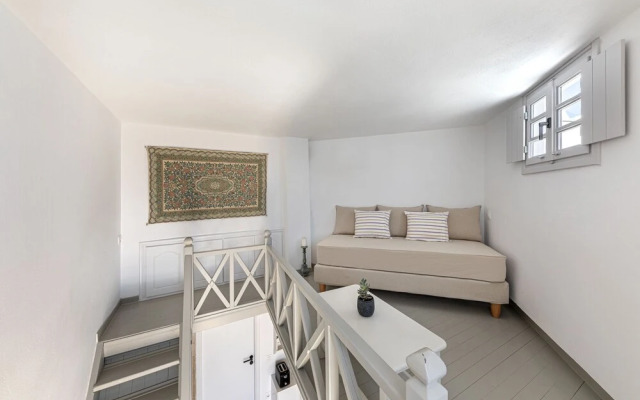Calderas Hug & Panoramic Sea View Suites