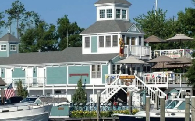 Inn at Haven Harbour