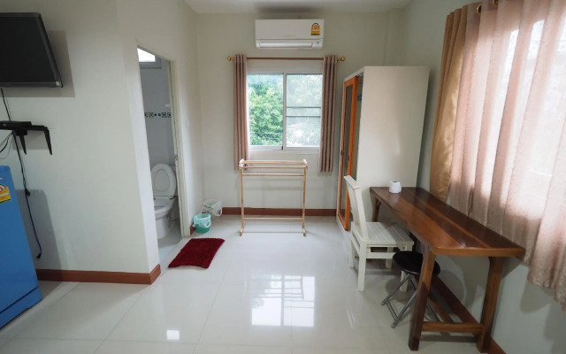 Sornwaree Apartment