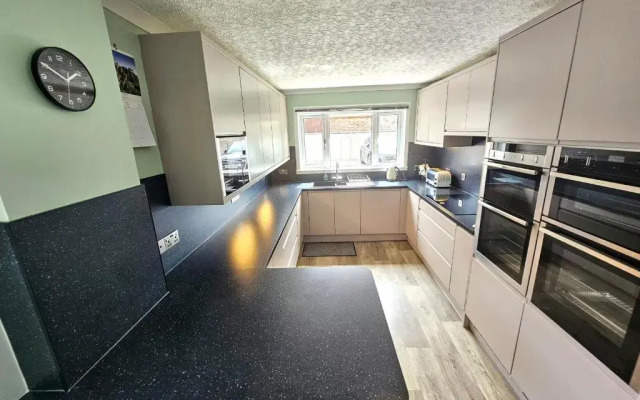 Abermar Guest House